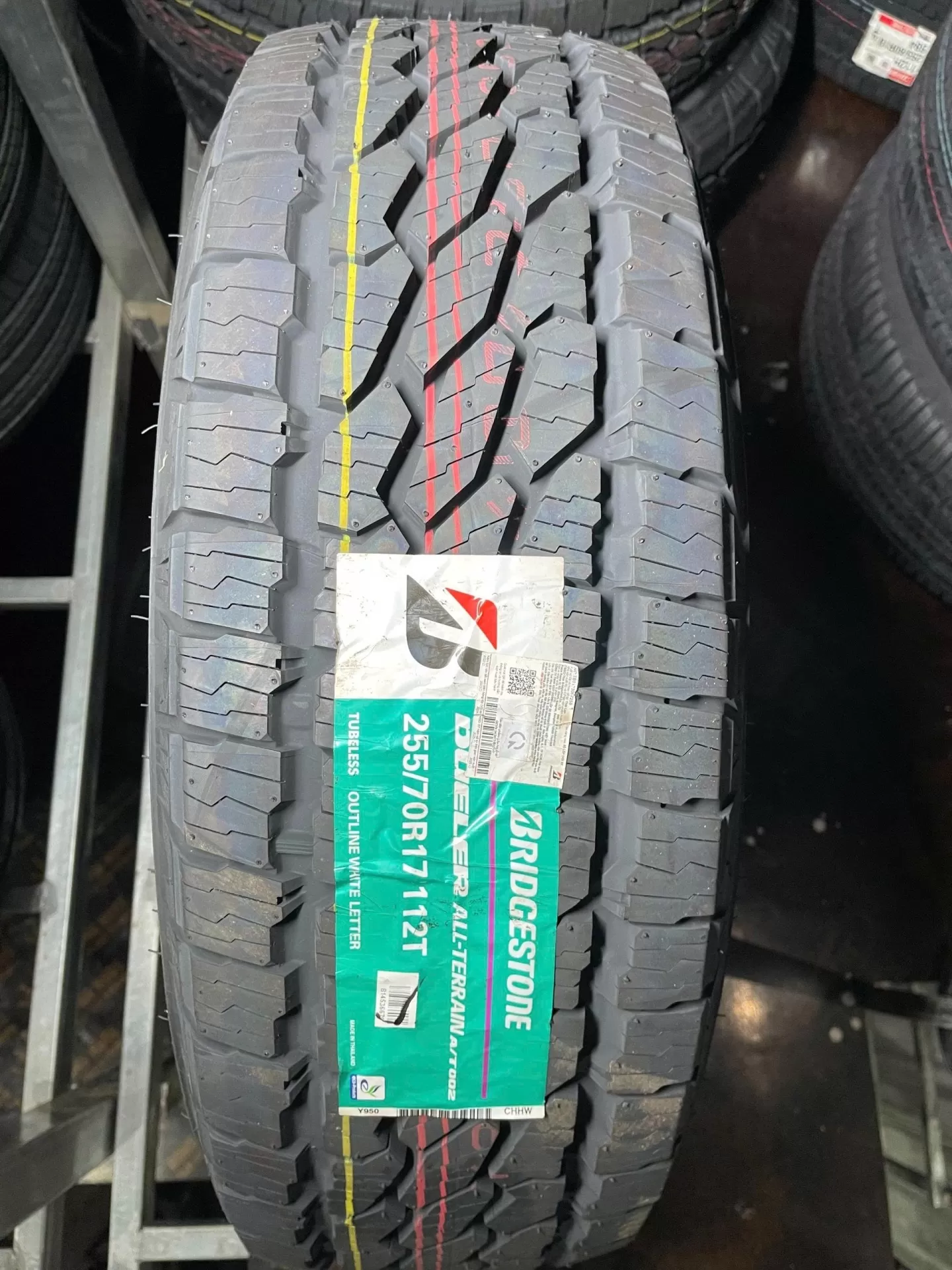 Vỏ lốp 255/70R17 Bridgestone Dueler D685