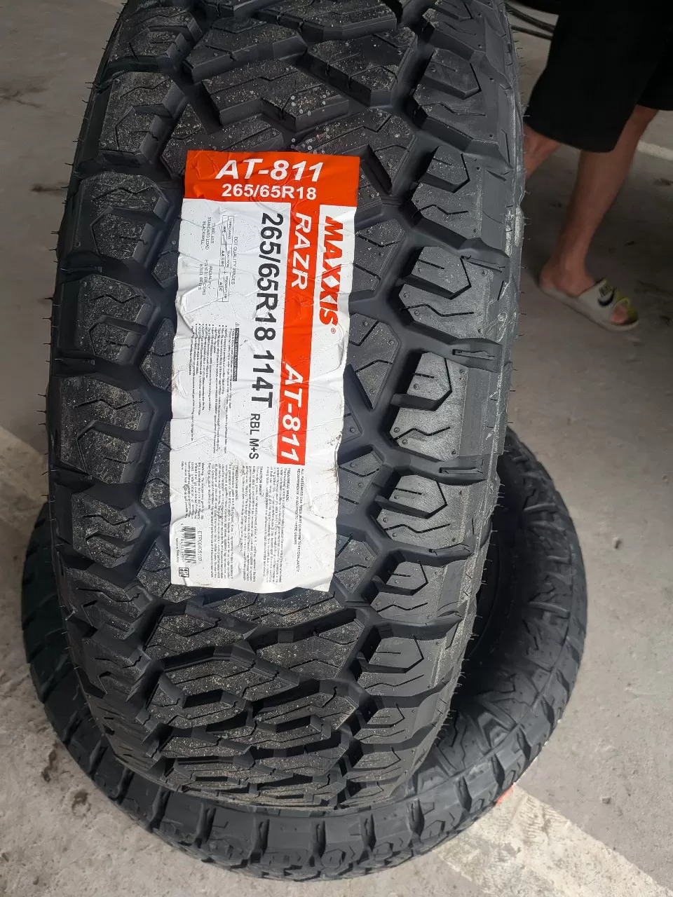 Vỏ lốp 265/65r18 Maxxis AT811