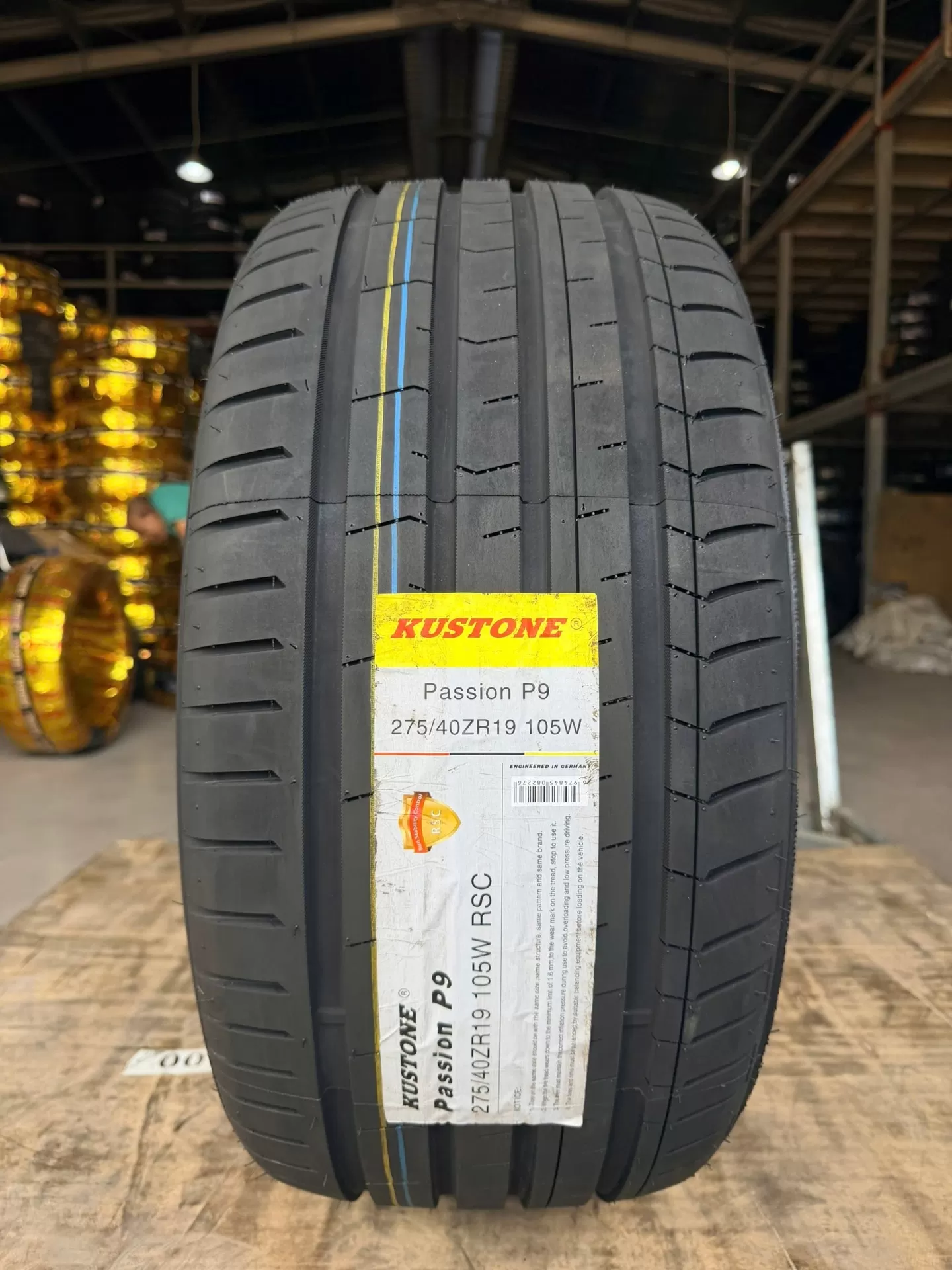 Vỏ lốp 275/40R19 Runflat chống xịt,  vỏ lốp Xe Mercedes S450 lốp sau, Mercedes S500 lốp trước, BMW 740Li, BMW 750Li 4.8, Hyundai Equus 5.0AT