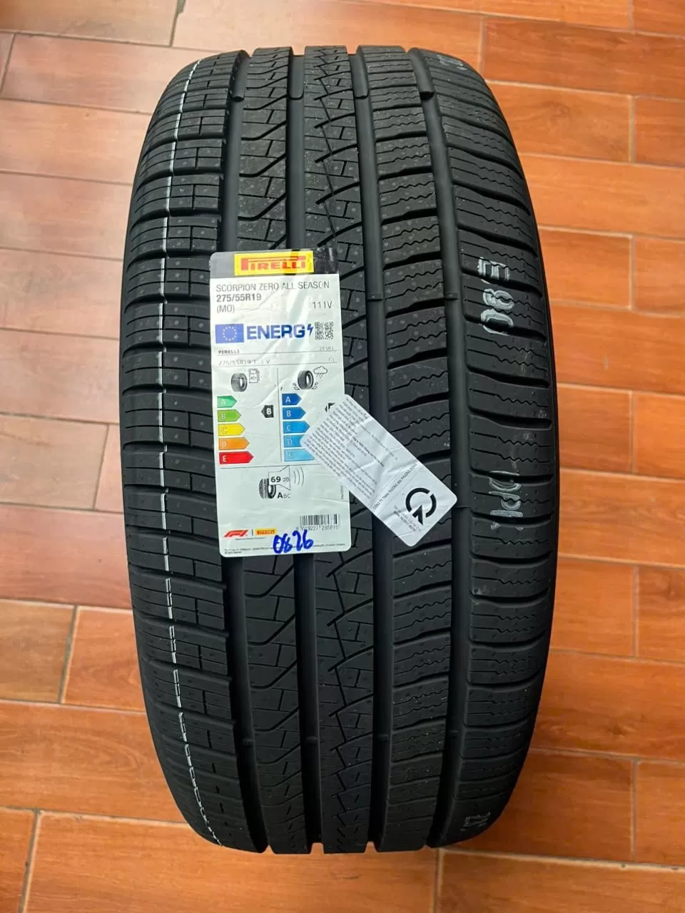 Vỏ lốp 275/55R19 Pirelli sCopion Season MO,  vỏ lốp Xe Mercedes GL450