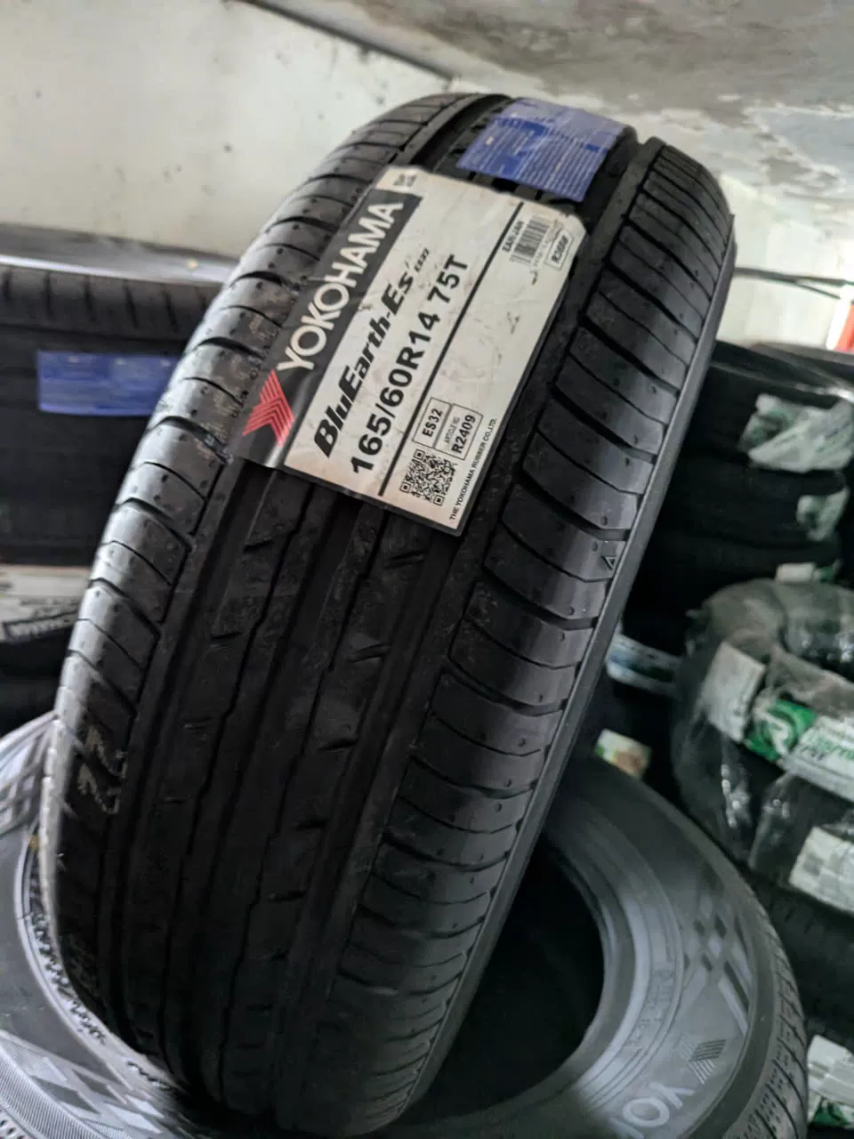 165/60R14 yokohama Date 24 giảm giá sâu