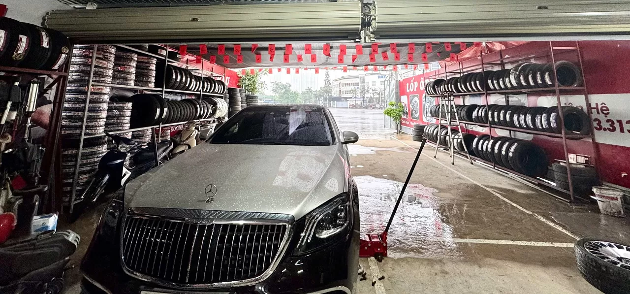 Dịch vụ thay lốp xe tại Phong Châu