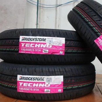 Vỏ lốp 195/65R15 Bridgestone, 195/65R15 Bridgestone Techno, vỏ lốp ô tô Kia Soul 1.6, Toyota Corolla, Focus 1.8 AT, Honda Civic, Hyundai Elantra, Hyundai Avante 1.6MT, Mazda 3, Mazda 626 dòng Sedan, Mercedes C180, Suzuki APV, Mercedes C200K
