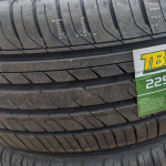 Vỏ lốp 225/55R16 TBB, vỏ lốp xe ô tô Audi A4 1.8L, vỏ lốp xe ô tô Lexus GS 300, vỏ lốp xe ô tô Lexus GS 430, vỏ lốp xe ô tô Mercedes E200 1.8, vỏ lốp xe ô tô Mercedes E240, vỏ lốp xe ô tô Mercedes E280