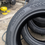 275/45R20 HP71 VXLL KUMHO VIỆT NAM vỏ lốp Xe: Audi Q7, Volkswagen Touareg, Volvo XC90