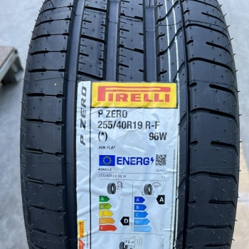 255/40R19 Pirelli Runflat 96W vỏ lốp Xe: Volvo S90 2.0, Mercedes S550 AMG 2008 lốp trước new