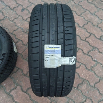 225/50R17 Michelin Pilot Sport 5 vỏ lốp Xe:Audi A4 A5, BMW 420i, BMW X1, Outlander, Ford Mondeo 2.3, Honda Accord 2.4, Kia Carens 2.0, Lexus GS 300 Gs350, Mercedes C200 C250, Peugeot 3008, Subaru Legacy