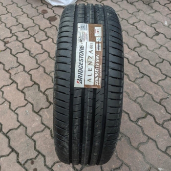 225/55R19 Bridgestone AL001 Alenza Nhật Bản vỏ lốp Xe: Mazda CX5, Mazda CX8