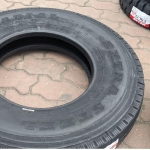 7.00-16 Maxxis UE102 12Pr Gai Dọc Không Săm 