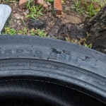 245/45R19 KL33 98H KUMHO VIỆT NAM vỏ lốp Xe: BMW 740Li, BMW 750Li, Hyundai Tucson, Hyundai Equus, Kia Sportage, Lexus LS460, Mercedes S450