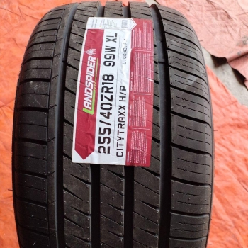 255/40R18 Landspider Citytraxx HP vỏ lốp Xe: BMW 330i, Mercedes E63 AMG