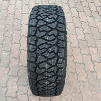 255/70R16 Maxxis AT811 vỏ lốp Xe: Ford Ranger XLS 2.2, Mazda BT50 2.2 MT, Nissan Navara 2.5 AT