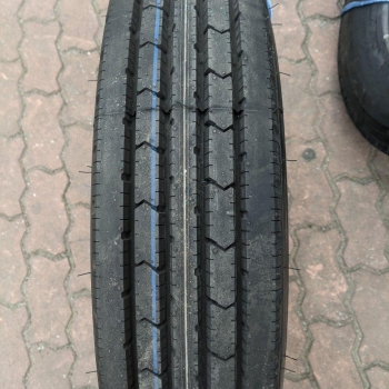 700R16 Bridgestone R200 V-Steel Rib , 7.00R16 , 7.00-16
