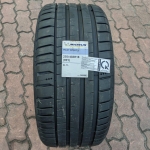 Vỏ lốp 235/40R18 Michelin Pilot Sport 5, vỏ lốp ô tô Honda Civic 1.5RS 2020, vỏ lốp ô tô Mercedes CLA250, vỏ lốp ô tô Volkswagen Scirocco GTS