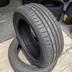 235/55ZR19 PS71 KUMHO HÀN QUỐC Khuyến Mãi vỏ lốp Xe: Audi Q5, Hyundai Santafe, Kia Carnival, Land Rover Discovery, Rover Evoque, Lexus RX350, Lexus RX450, Mercedes GLC200 GLC250 GLC300