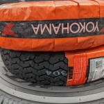 Vỏ lốp 5.00-12 Yokohama Y825 8PR, vỏ lốp 500-12 Gai Dọc Không Săm, vỏ lốp xe ô tô THACO TOWNER 800