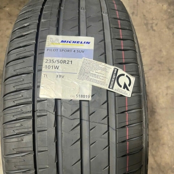 Vỏ lốp 235/50R21 Michelin Pilot Sport