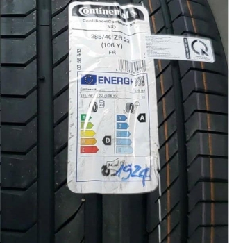 285/40R22 Continental 