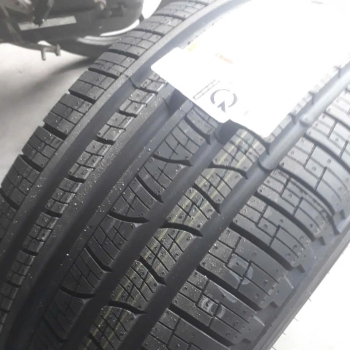 275/40R21 Pirelli Scorpion Verde All Season XL 107V 