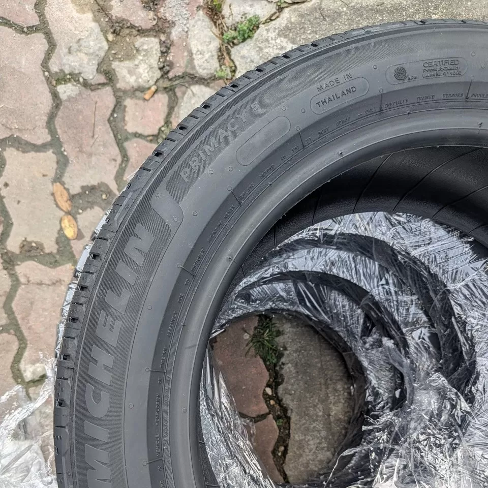 Vỏ lốp 195/55R16 michelin Primacy 5, Vỏ lốp xe ô tô BMW 116i, Vỏ lốp xe ô tô Hyundai Accent 2018, Vỏ lốp xe ô tô Hyundai i20 Active, Vỏ lốp xe ô tô Kia Rio 1.6, Vỏ lốp xe ô tô CIAZ