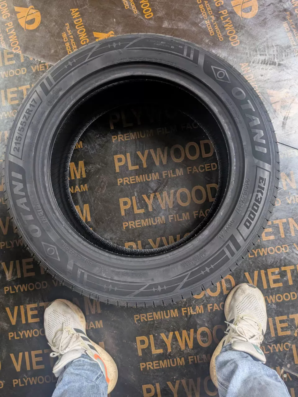 Vỏ lốp 215/55R17 Otani Thái lan, 215/55ZR17, Vỏ lốp ô tô Honda HRV, vỏ lốp ô tô Honda Honda Odyssey, vỏ lốp ô tô Honda Hyundai Kona, vỏ lốp ô tô Honda Kia Optima, Lexus ES350, vỏ lốp Nissan Teana, SUZUKI VITARA, Toyota Camry