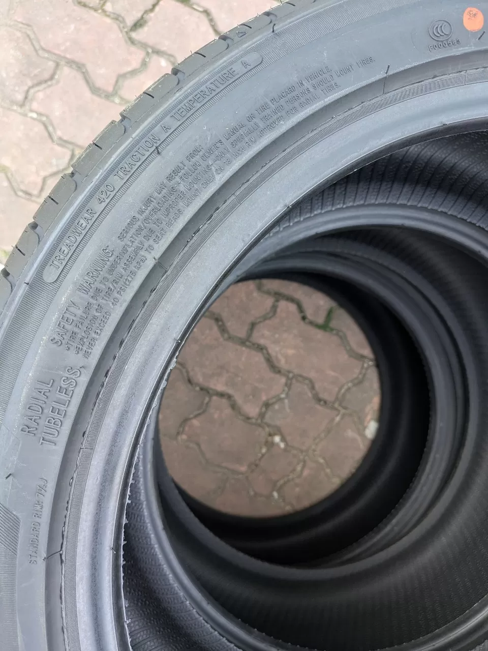 Vỏ lốp 225/45R18 Landspider Citytraxx HP vỏ lốp Xe: BMW 330i 2017, Hyundai Genesis coupe 2.0AT, Kia Optima 2.0, Mercedes C250 2.0