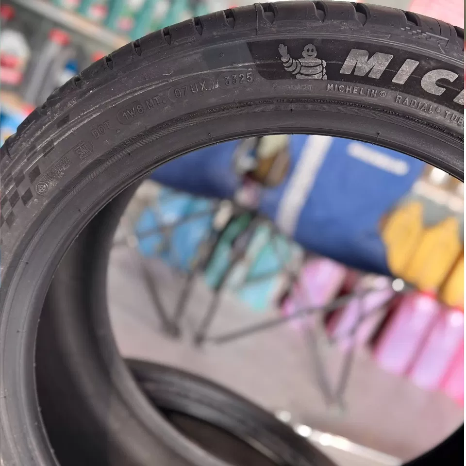 Vỏ lốp 225/45R18 Michelin Pilot spot 5, vỏ lốp Xe BMW 330i 2017, Hyundai Genesis coupe 2.0AT, Kia Optima 2.0, Mercedes C250 2.0