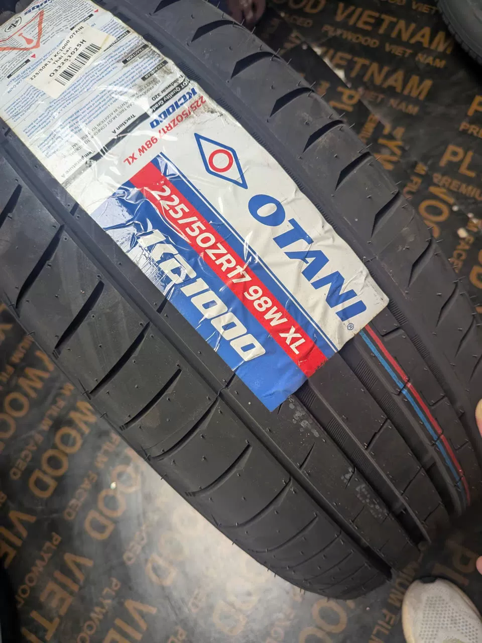 Vỏ lốp 225/50R17 Otani KC1000 Thái Lan, 225/50ZR17, vỏ lốp ô tô Audi A4 A5, BMW 420i, BMW X1, Outlander, Ford Mondeo 2.3, Honda Accord 2.4, Kia Carens 2.0, Lexus GS 300 Gs350, Mercedes C200 C250, Peugeot 3008, Subaru Legacy