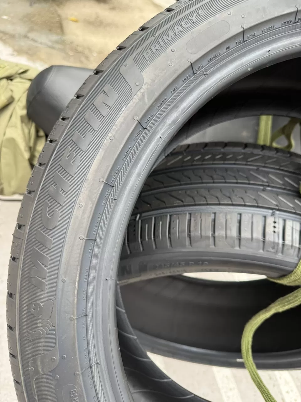 Vỏ lốp 245/45R19 Michelin, Michelin 245/45R19 Pilot spot 5, vỏ lốp ô tô BMW 740Li, vỏ lốp ô tô BMW 750Li, vỏ lốp ô tô Hyundai Tucson, vỏ lốp ô tô Hyundai Equus, vỏ lốp ô tô Kia Sportage, vỏ lốp ô tô Lexus LS460, vỏ lốp ô tô Mercedes S450