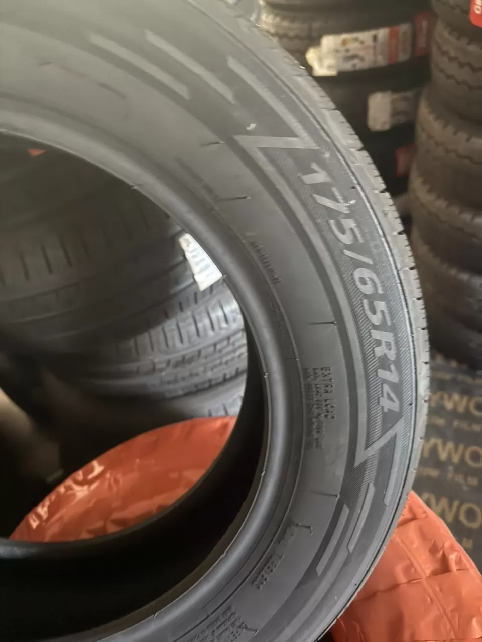 Vỏ lốp 175/65R14 Lanspider Thai Lan