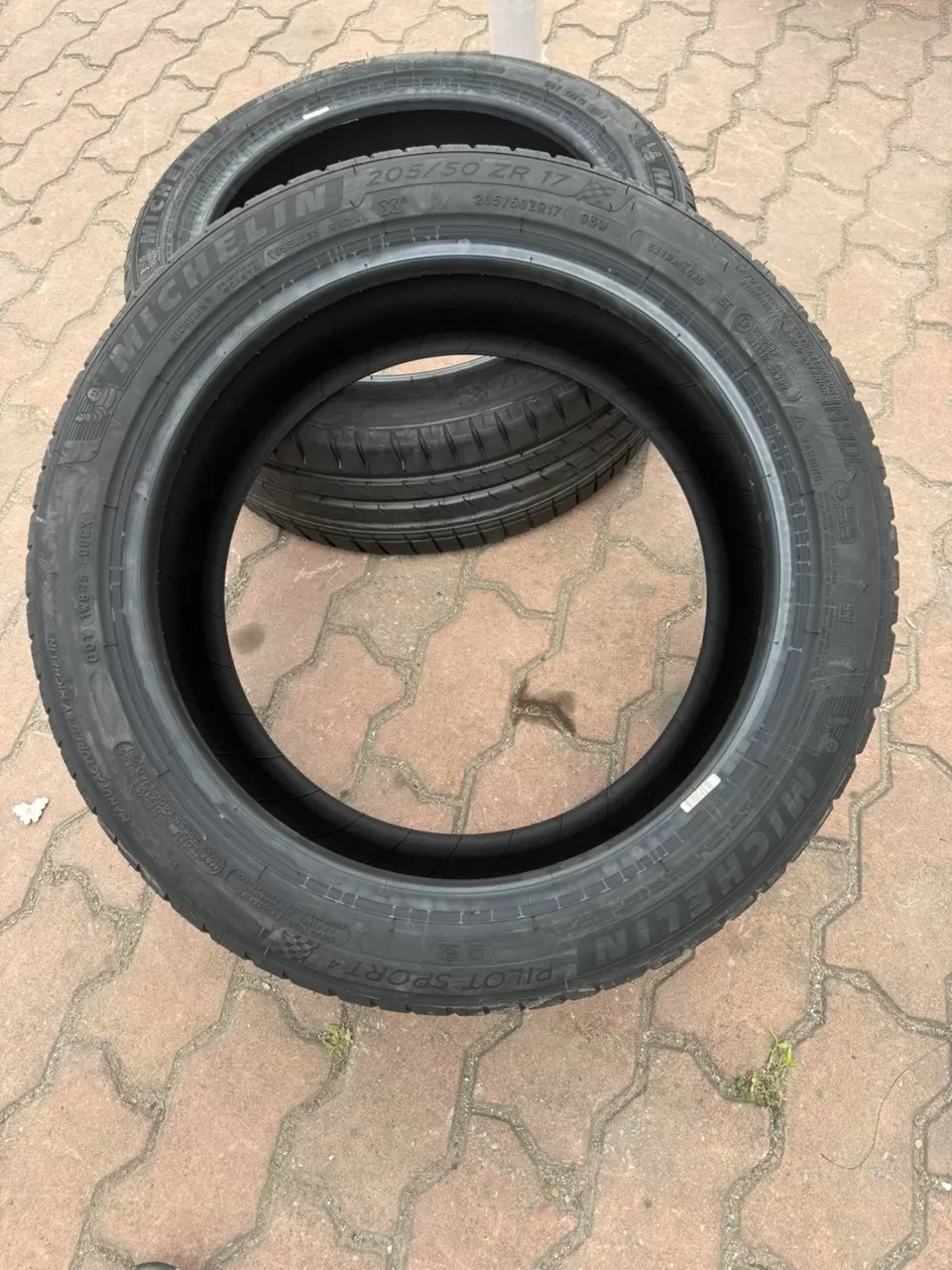 Vỏ lốp 205/50R17 Michelin Pilot Sport 4, vỏ lốp xe BMW 116i, vỏ lốp xe BMW 135i, vỏ lốp xe Mazda 3