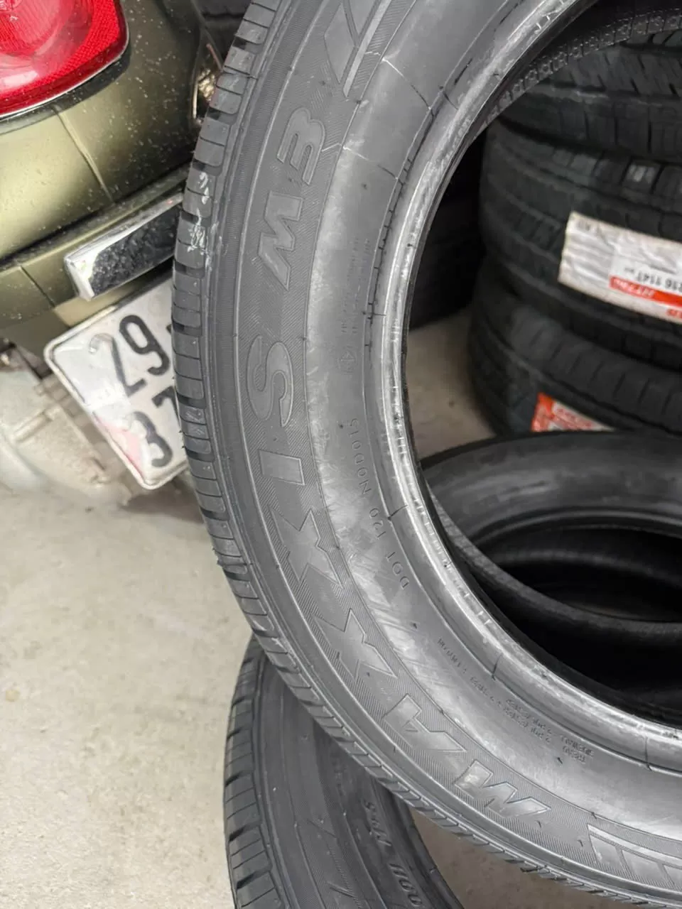 Vỏ lốp 225/60R17 Maxxis HP-M3, vỏ lốp Xe: BMW X3, Hyundai Tucson 2.0L, Lexus LM300h 2.5L hybrid, Subaru Forester, Subaru Outback 2.5i, Toyota Sienna