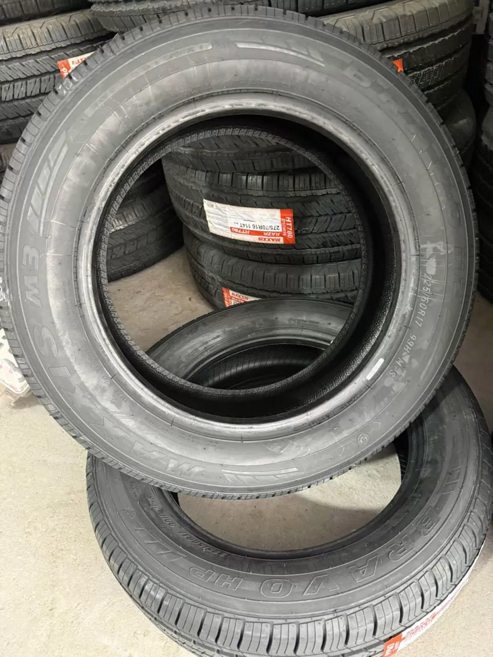 Vỏ lốp 225/60R17 Maxxis HP-M3, vỏ lốp Xe: BMW X3, Hyundai Tucson 2.0L, Lexus LM300h 2.5L hybrid, Subaru Forester, Subaru Outback 2.5i, Toyota Sienna