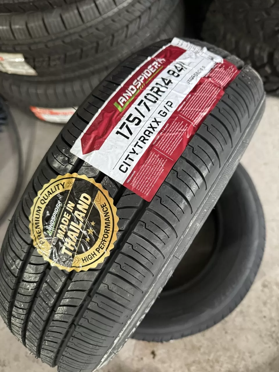 Vỏ lốp 175/70R14 Landspider, vỏ lốp xe Nissan Sunny XL, vỏ lốp xe Kia Soluto 1.4, vỏ lốp xe Hyundai Verna, vỏ lốp xe Volkswagen Polo