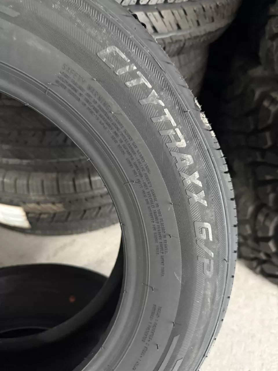 Vỏ lốp 175/70R14 Landspider, vỏ lốp xe Nissan Sunny XL, vỏ lốp xe Kia Soluto 1.4, vỏ lốp xe Hyundai Verna, vỏ lốp xe Volkswagen Polo